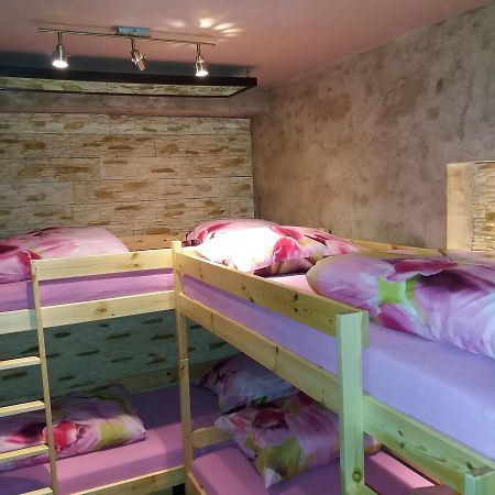 Lawendowy Hostel Cracovie Extérieur photo