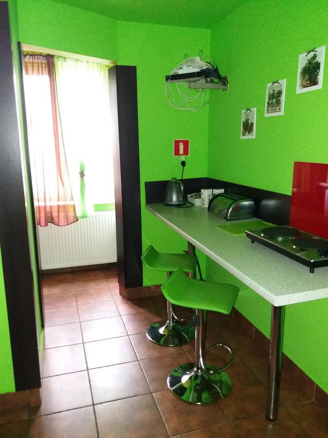 Lawendowy Hostel Cracovie Extérieur photo