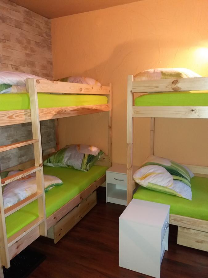 Lawendowy Hostel Cracovie Extérieur photo