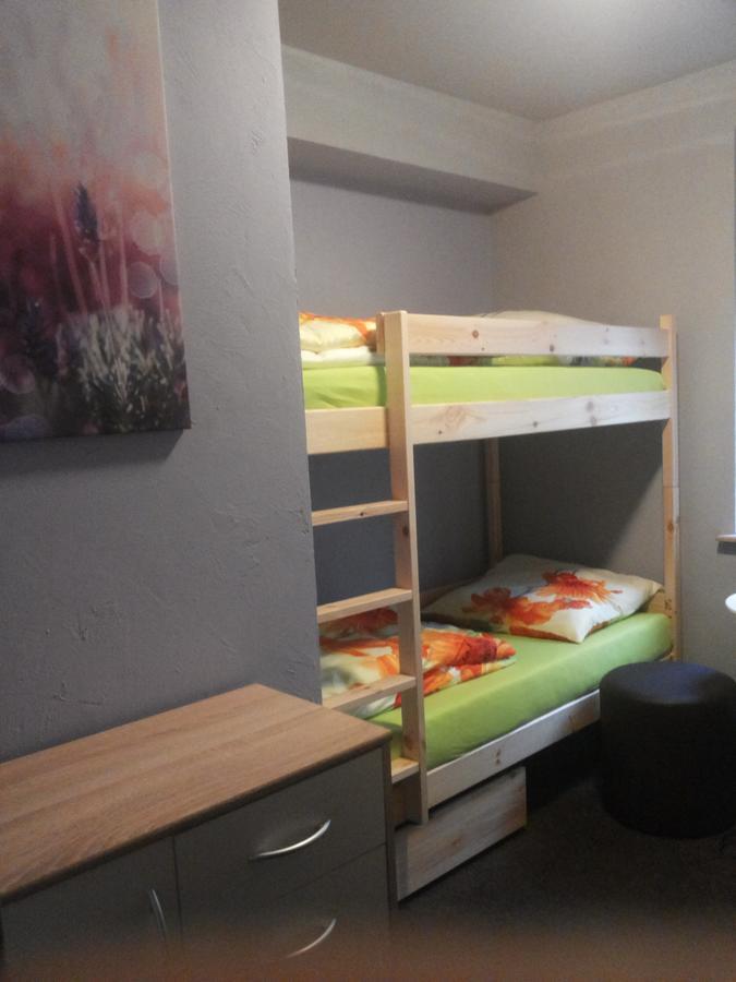 Lawendowy Hostel Cracovie Extérieur photo