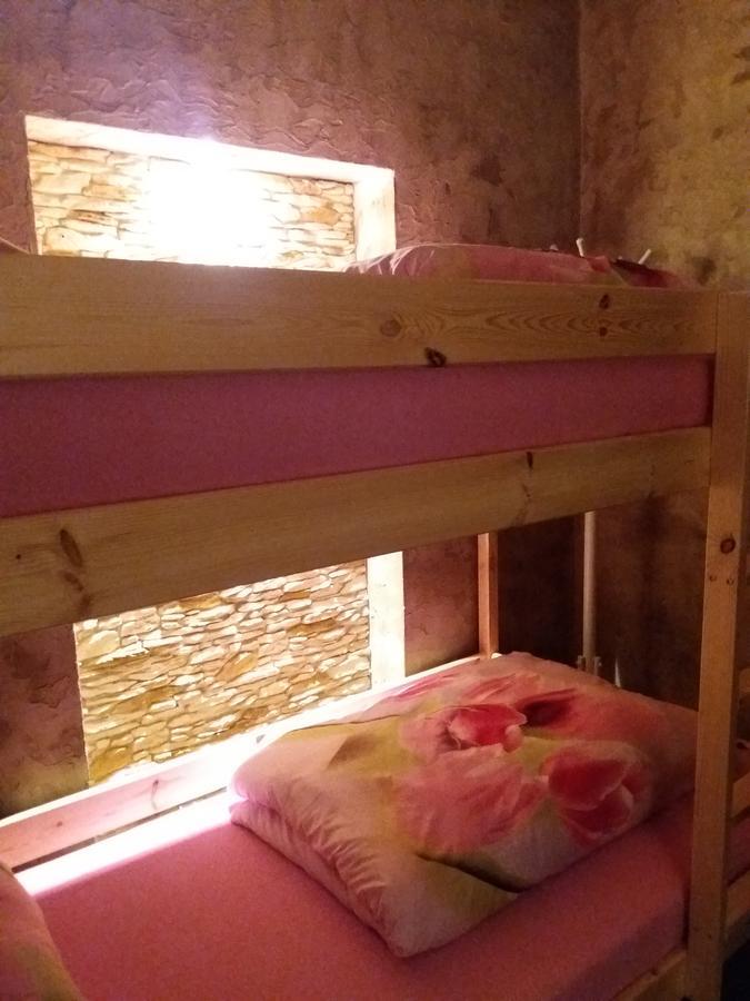 Lawendowy Hostel Cracovie Extérieur photo